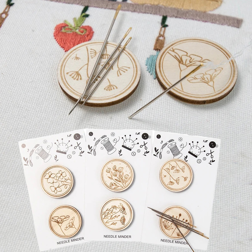 2Pcs Cross Stitch Wood Needle  - Needle Minder Magnet avaliação e preço