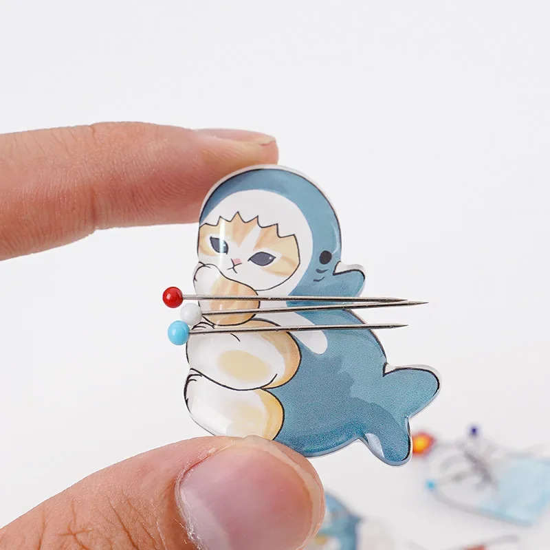 Cute cat acrylic needle, 1 pie - Needle Minder Magnet avaliação e preço